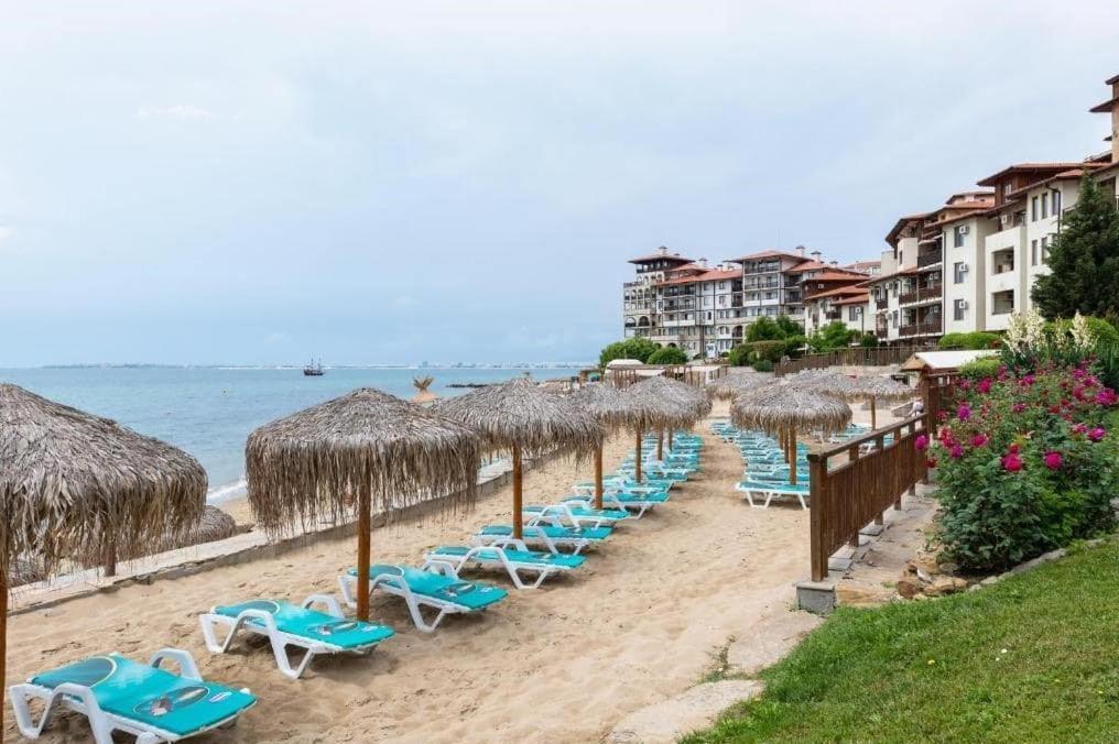 Psb Apartments In Gardens Of Eden Sveti Vlas Exterior photo